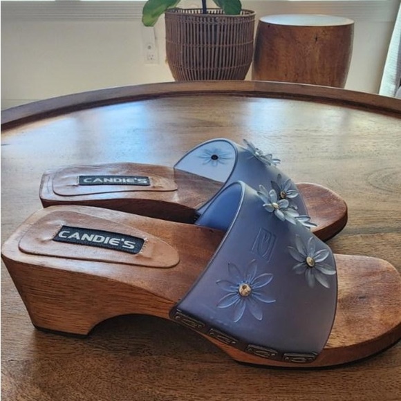 Candie's Shoes - Candies Y2K Jelly wooden clogs